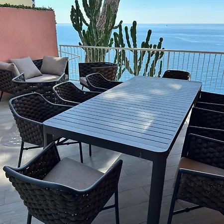 L'ile D'azur Villa *